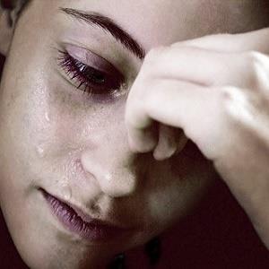 تحقیق بررسي علل افسردگي زنان شاغل و غير شاغل