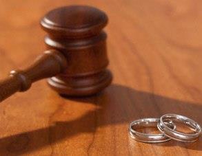 تحقیق اثرات و عوامل موثر بر طلاق در خانواده ها