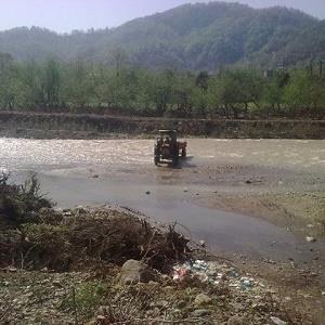 تحقیق بررسی اثرات ناشی از برداشت شن و ماسه رودخانه ها